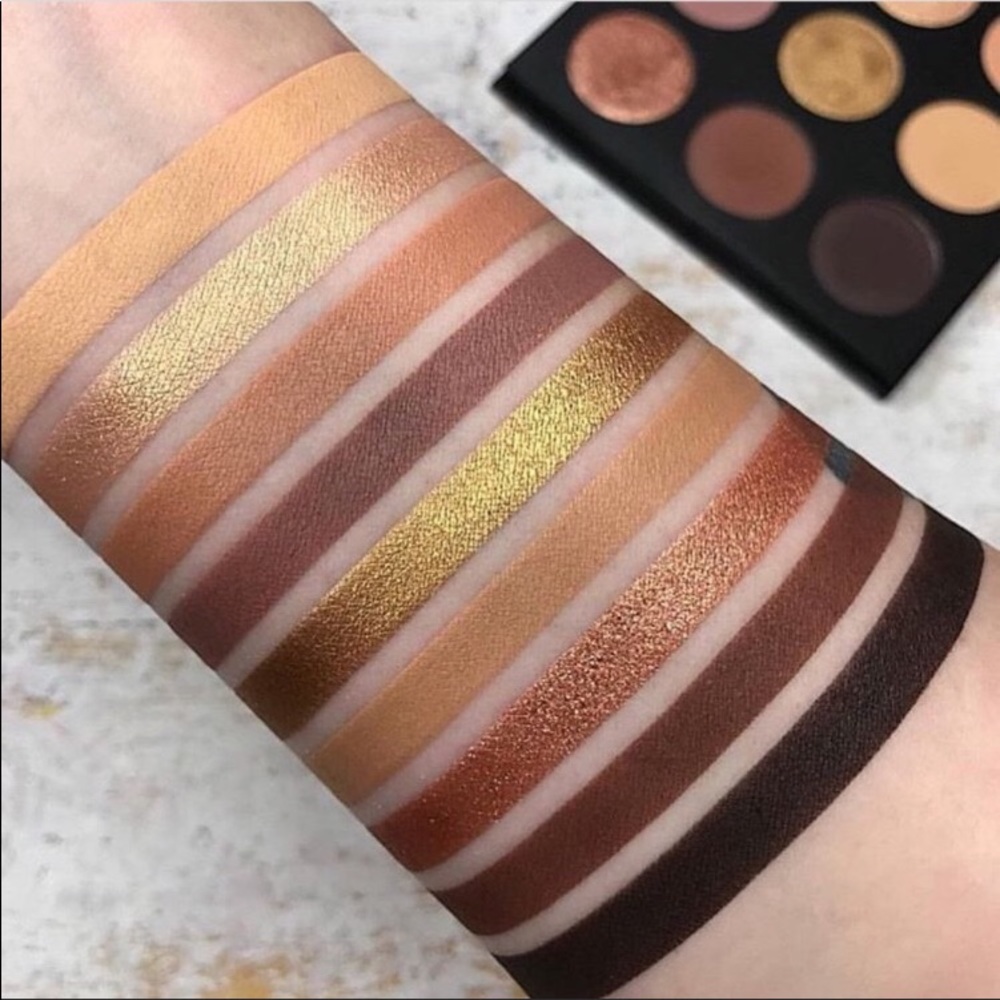 🎉HP🎉 Kylie The Sorta Sweet Eyeshadow Palette - Picture 11 of 13